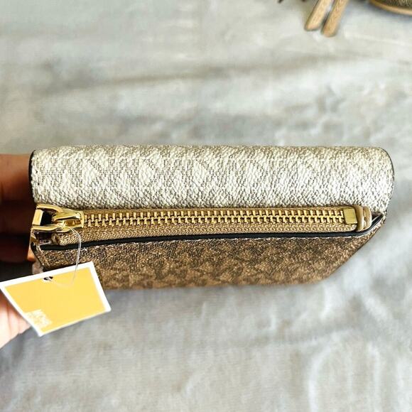 NWT Michael Kors Rhea Medium Metallic Signature Logo Backpack & Trifold Wallet main image 2